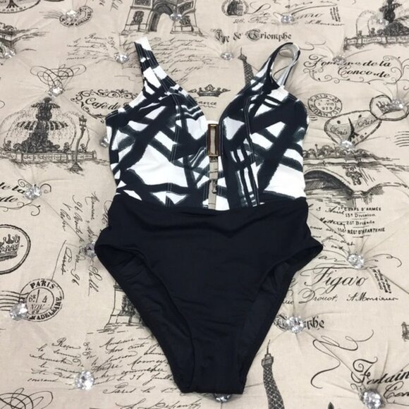 Amoressa Comet Ursa V-Neck One Piece Swimsuit - Picture 3 of 7